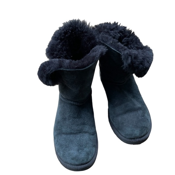 Ugg Black Ankle Boots Mini Bailey Button Bling with Fur Lining Size: 6 - Picture 3 of 11